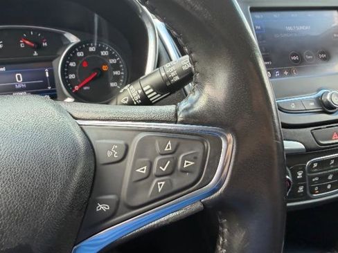 Used 2021 Chevrolet Equinox LT image 21