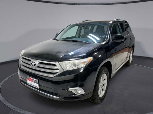 Used 2013 Toyota Highlander SE image 1