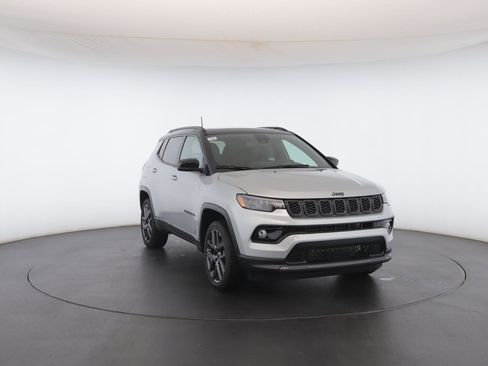 New 2026 Jeep Compass Limited image 19
