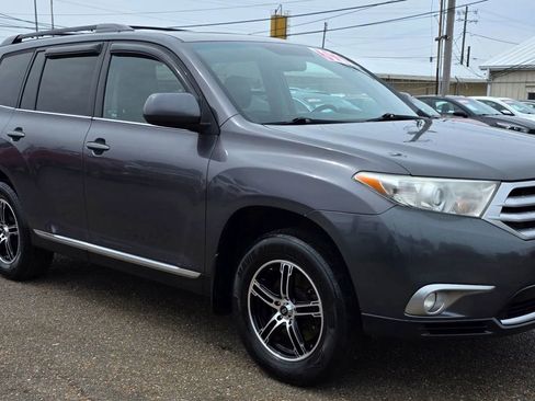 Used 2012 Toyota Highlander SE w/ Convenience Pkg AWD/4WD image 1