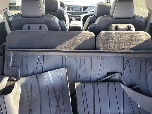 Certified 2021 Buick Enclave Avenir w/ Avenir Technology Package image 8