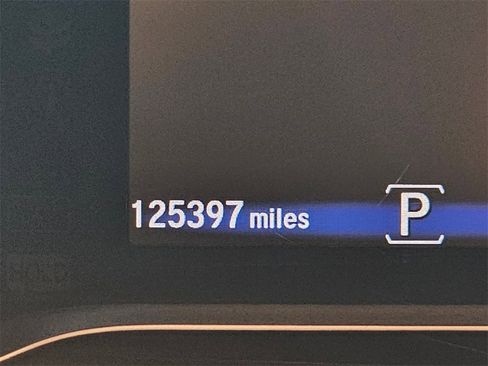 Used 2016 Honda Pilot Touring image 24