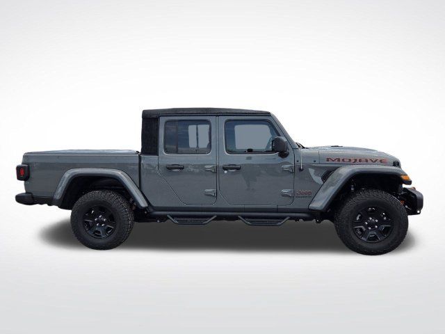 Used 2023 Jeep Gladiator Mojave w/ Trailer Tow Package AWD/4WD image 10