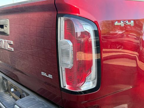 Used 2018 GMC Canyon SLE w/ SLE Convenience Package AWD/4WD image 10
