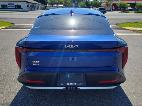 New 2026 Kia K4 FWD image 5