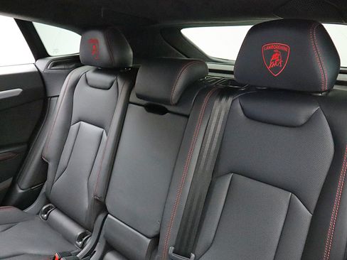 Used 2020 Lamborghini Urus AWD/4WD image 29