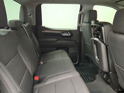 Used 2025 GMC Sierra 1500 SLE AWD/4WD image 21