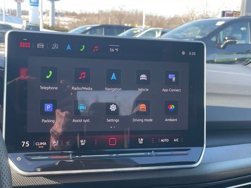 Used 2025 Volkswagen GTI SE image 34