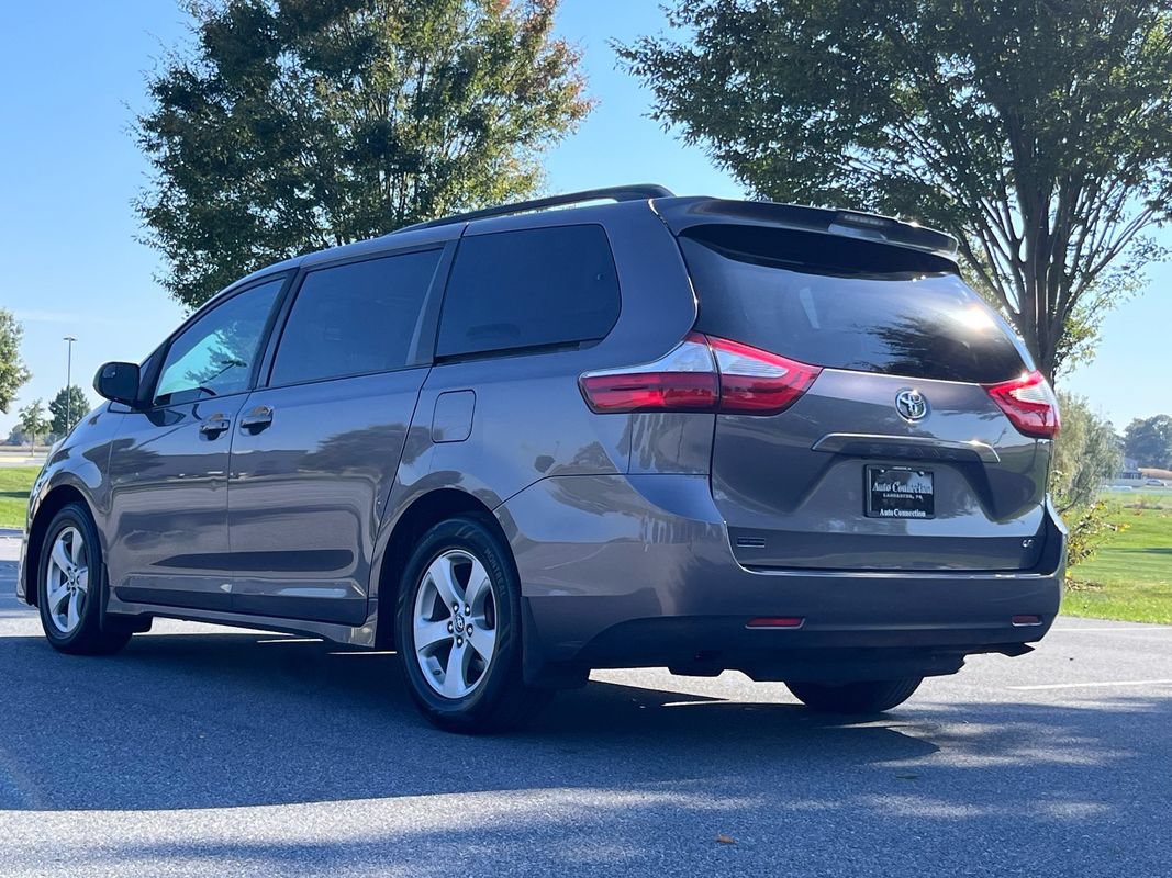 Used 2019 Toyota Sienna LE FWD image 6
