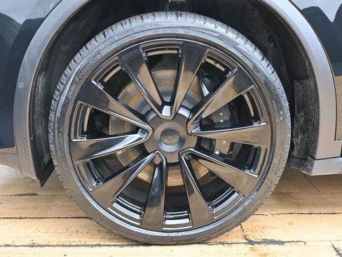 Used 2023 Tesla Model X AWD/4WD image 10