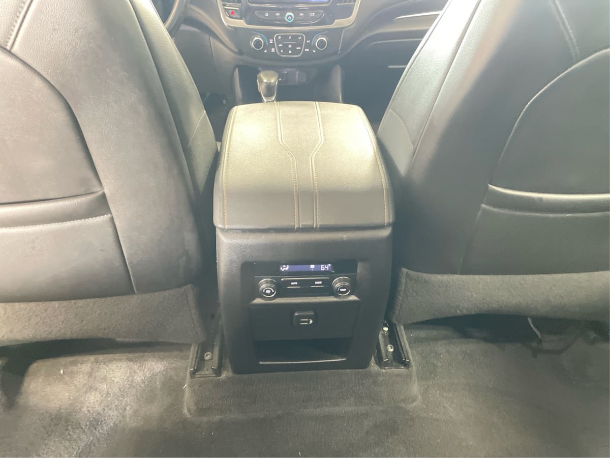Used 2021 Chevrolet Traverse LT AWD/4WD image 25
