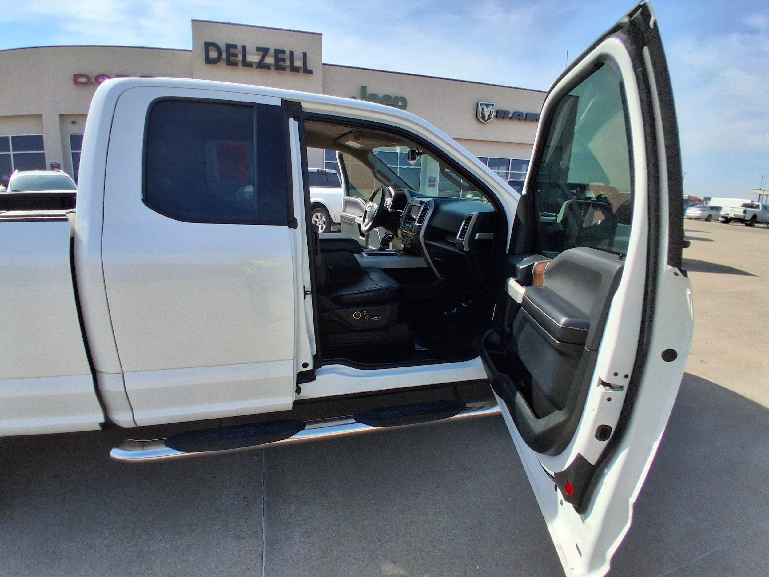 Used 2016 Ford F150 Lariat w/ Equipment Group 501A Mid AWD/4WD image 16