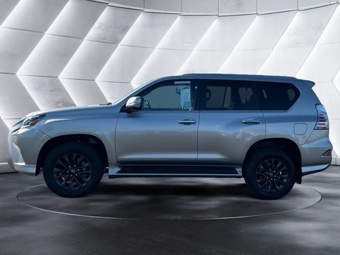 Used 2022 Lexus GX 460 Premium w/ Premium Package AWD/4WD image 2