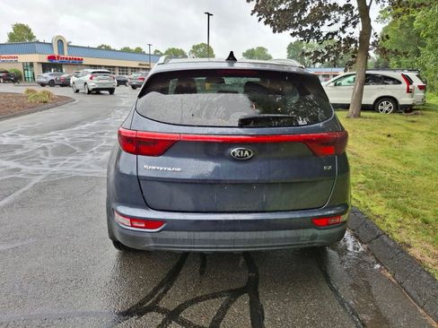 Used 2017 Kia Sportage EX w/ EX Premium Package FWD image 4