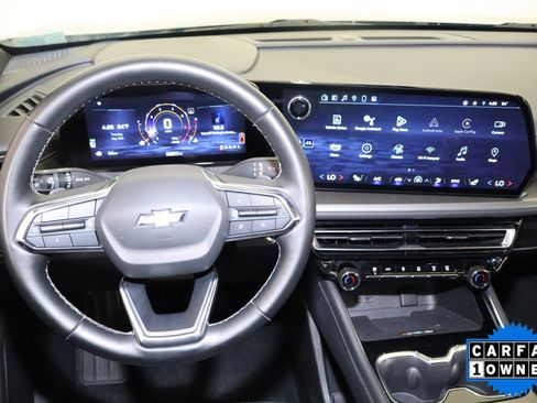 Used 2024 Chevrolet Traverse LT FWD image 18