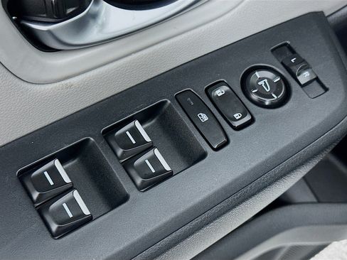 Used 2024 Honda Pilot EX-L image 13