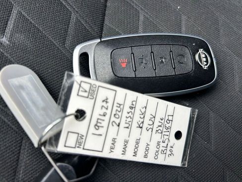 Certified 2024 Nissan Kicks SV image 17