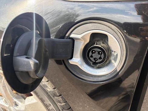 Used 2013 Chevrolet Volt Premium w/ Premium Trim Package image 13