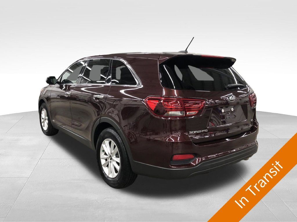 Used 2019 Kia Sorento AWD image 4