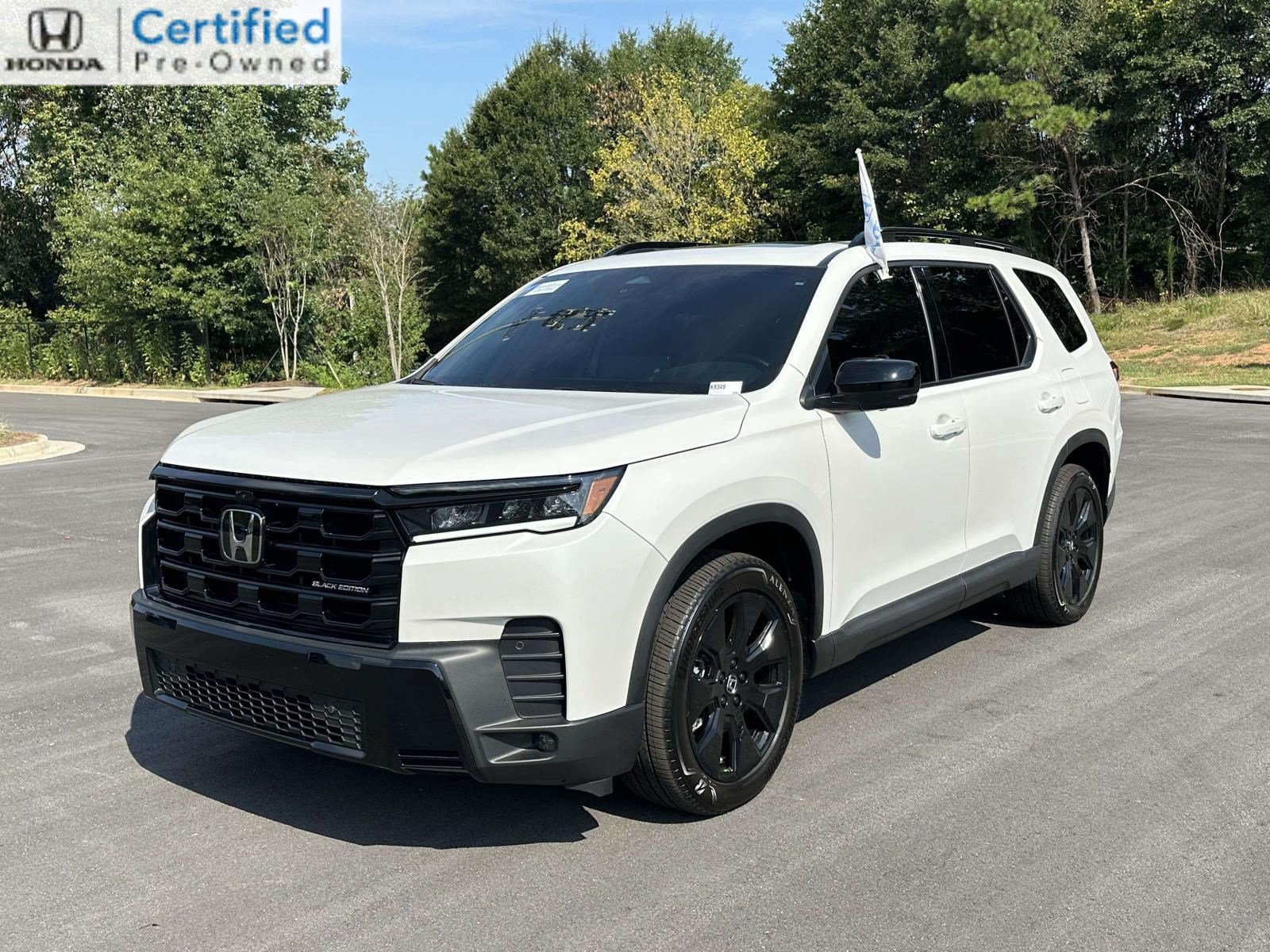 Certified 2026 Honda Pilot Black Edition image 3