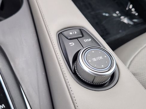 Used 2023 INFINITI QX50 Luxe FWD image 17