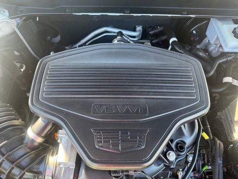 Used 2021 Cadillac XT5 Premium Luxury image 22