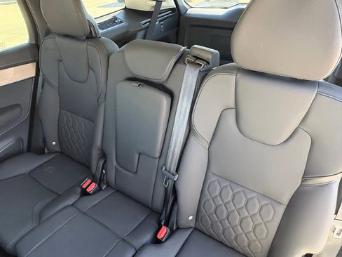 New 2026 Volvo XC90 B5 Plus w/ Protection Package Premier image 24