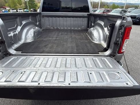 Used 2022 RAM 1500 Big Horn AWD/4WD image 12