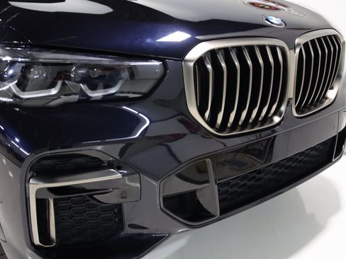 Used 2023 BMW X5 M50i w/ Climate Comfort Package image 26