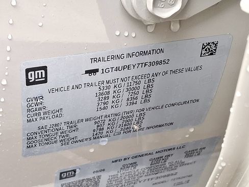 New 2026 GMC Sierra 2500 AT4 w/ AT4 Premium Plus Package AWD/4WD image 24
