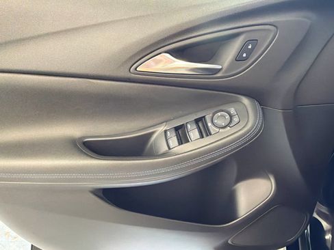 Used 2025 Buick Encore GX Sport Touring w/ Comfort Package FWD image 19