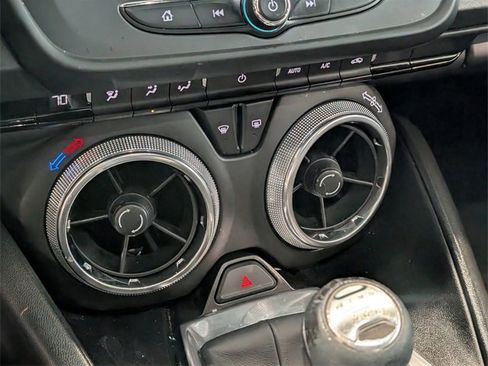 Used 2017 Chevrolet Camaro LT image 15