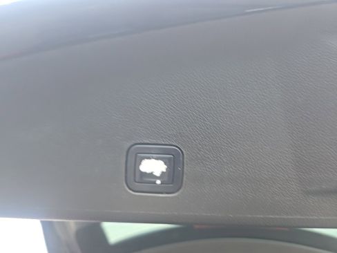 Used 2011 Cadillac SRX Luxury image 34