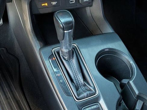 Used 2022 Honda Civic Sport image 11