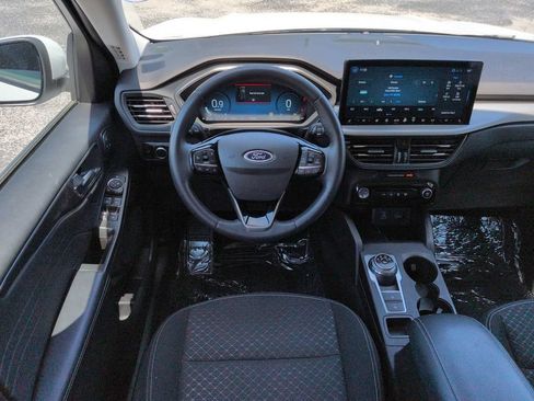 Used 2023 Ford Escape Active w/ Tech Pack #2 FWD image 16