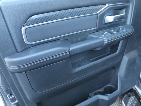 Used 2025 RAM 2500 Big Horn image 7