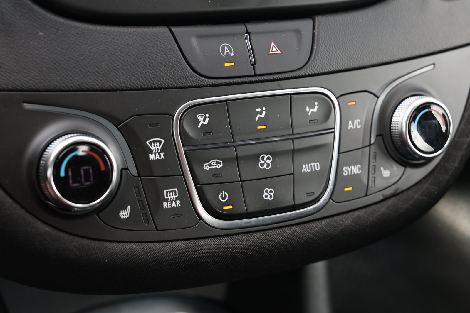 Used 2024 Chevrolet Malibu LT FWD image 21