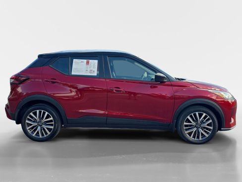 Certified 2024 Nissan Kicks SV FWD image 6