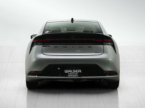 Used 2025 Toyota Prius Limited image 4