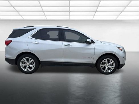 Used 2019 Chevrolet Equinox Premier FWD image 2