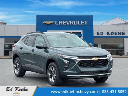 New 2025 Chevrolet Trax LT w/ Driver Confidence Package