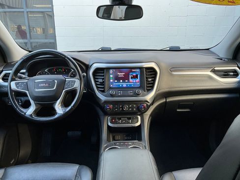 Used 2021 GMC Acadia SLT w/ Elevation Edition image 14