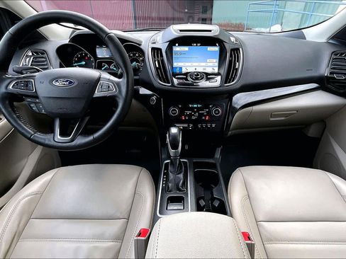 Used 2018 Ford Escape Titanium w/ Ford Safe & Smart Package image 15