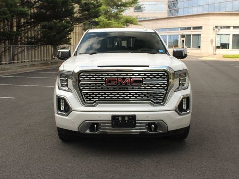 Used 2020 GMC Sierra 1500 Denali w/ Denali Ultimate Package AWD/4WD image 3