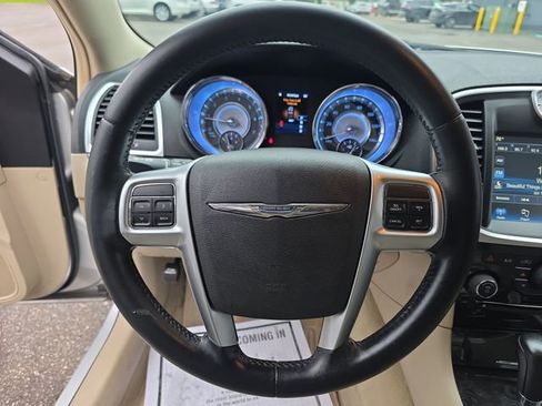 Used 2012 Chrysler 300 RWD image 14