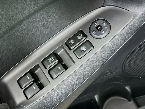 Used 2016 Kia Forte LX image 16