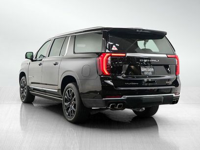 Used 2025 GMC Yukon XL Denali w/ Sun & Power Step Package