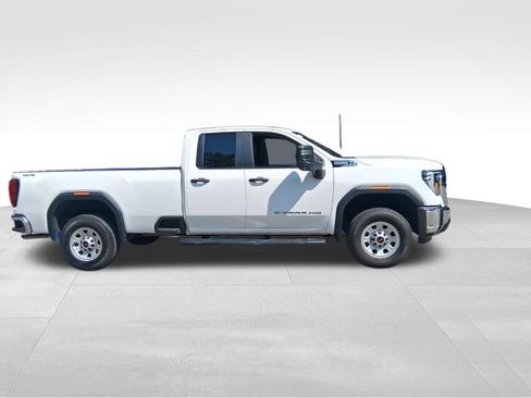 Used 2024 GMC Sierra 2500 Pro w/ Convenience Package AWD/4WD image 4