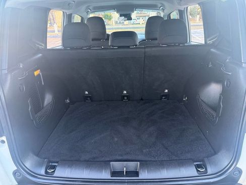 Used 2020 Jeep Renegade Latitude image 26