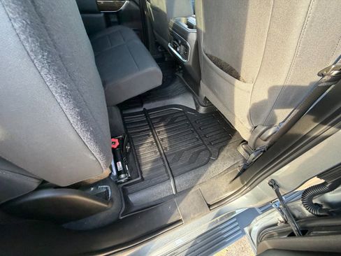 Used 2020 GMC Sierra 1500 Elevation w/ Elevation Value Package image 28